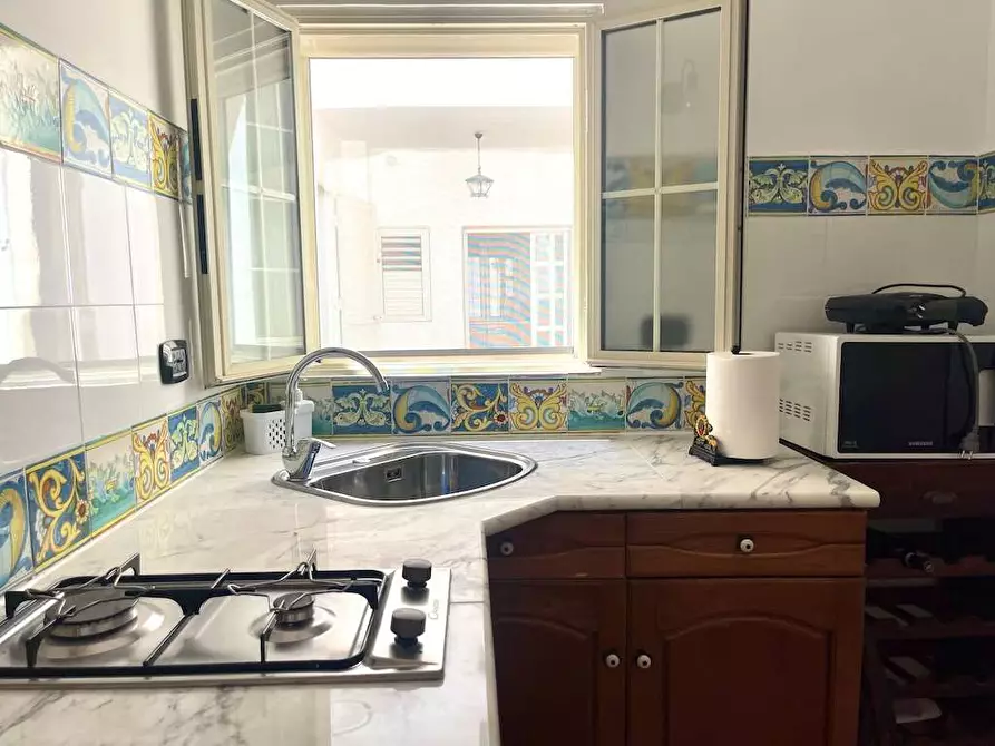 Immagine 57 di Stabile in vendita  in Via Torino a Siracusa