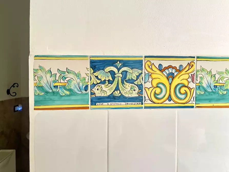 Immagine 59 di Stabile in vendita  in Via Torino a Siracusa