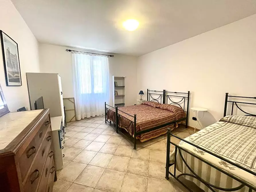 Immagine 64 di Stabile in vendita  in Via Torino a Siracusa