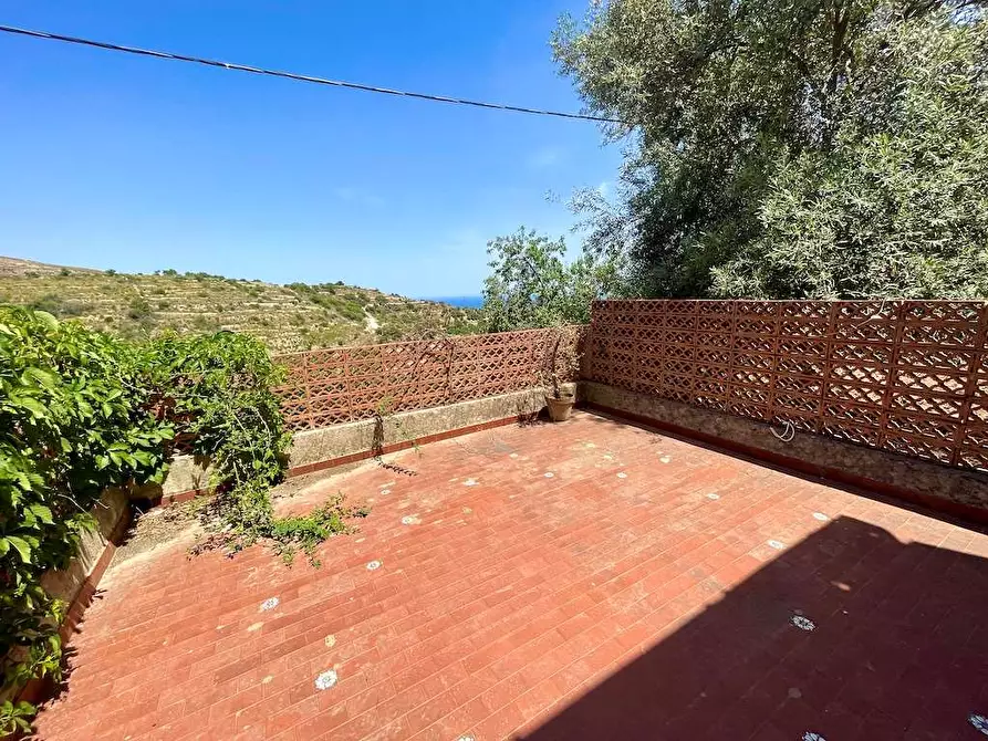 Immagine 25 di Villa in vendita  in SP15 a Avola
