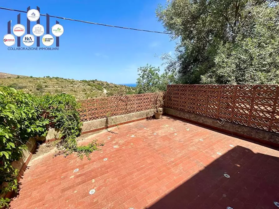 Immagine 25 di Villa in vendita  in SP15 a Avola