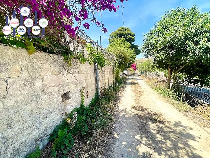 Immagine 34 di Villa in vendita  in SP15 a Avola