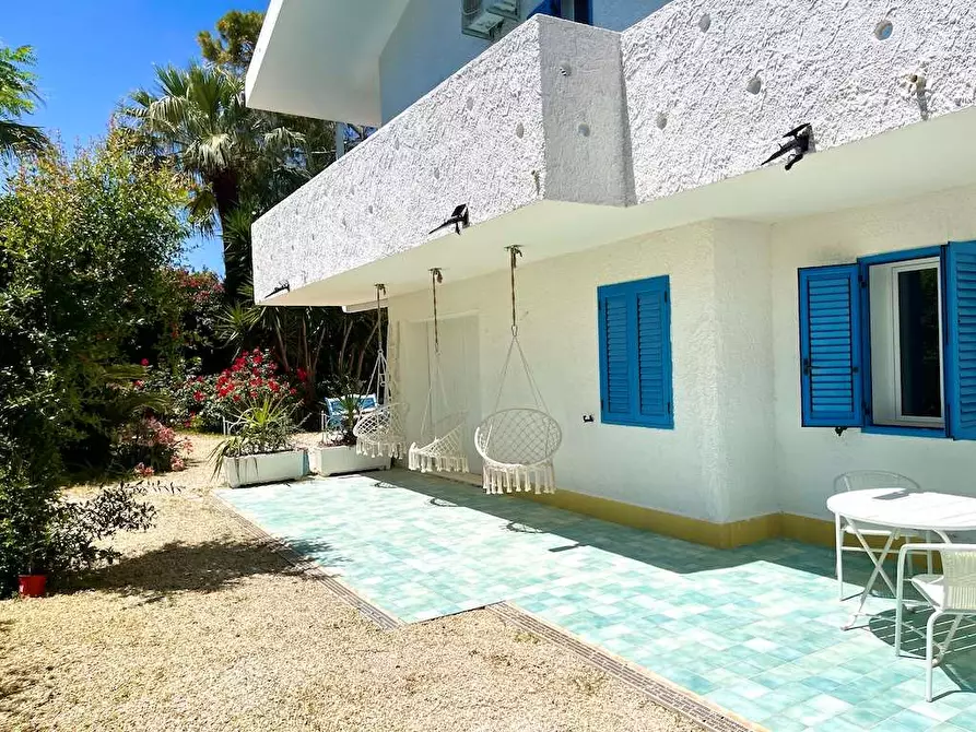 Immagine 9 di Villa in vendita  in Via Senigallia a Siracusa