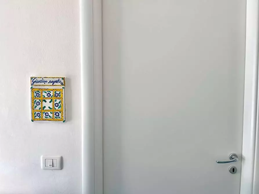 Immagine 14 di Villa in vendita  in Via Senigallia a Siracusa