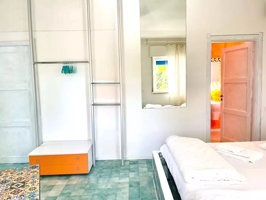 Immagine 19 di Villa in vendita  in Via Senigallia a Siracusa