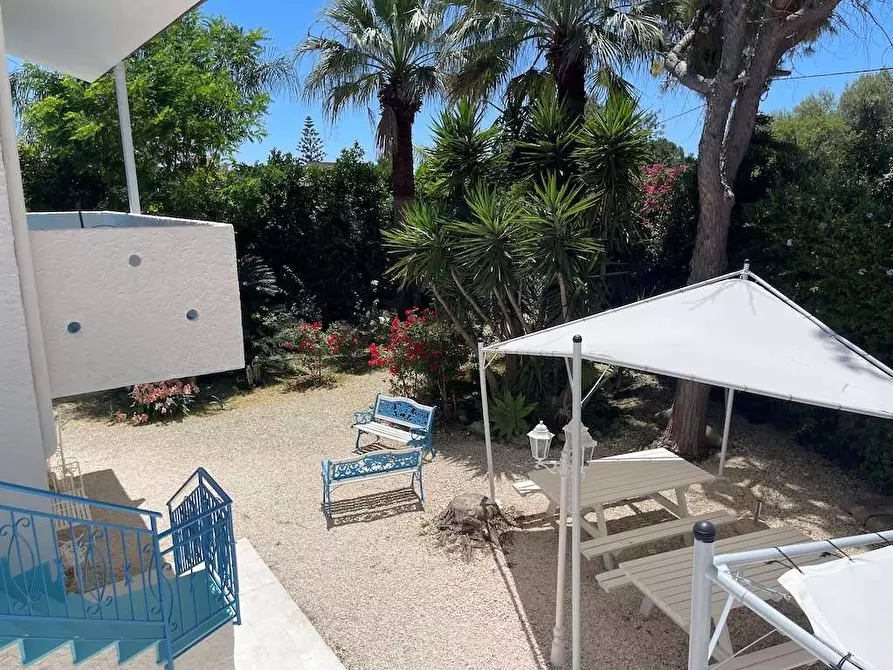 Immagine 33 di Villa in vendita  in Via Senigallia a Siracusa