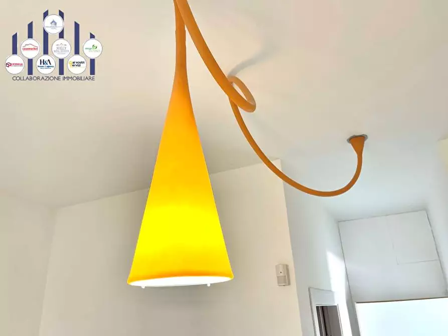 Immagine 34 di Villa in vendita  in Via Senigallia a Siracusa