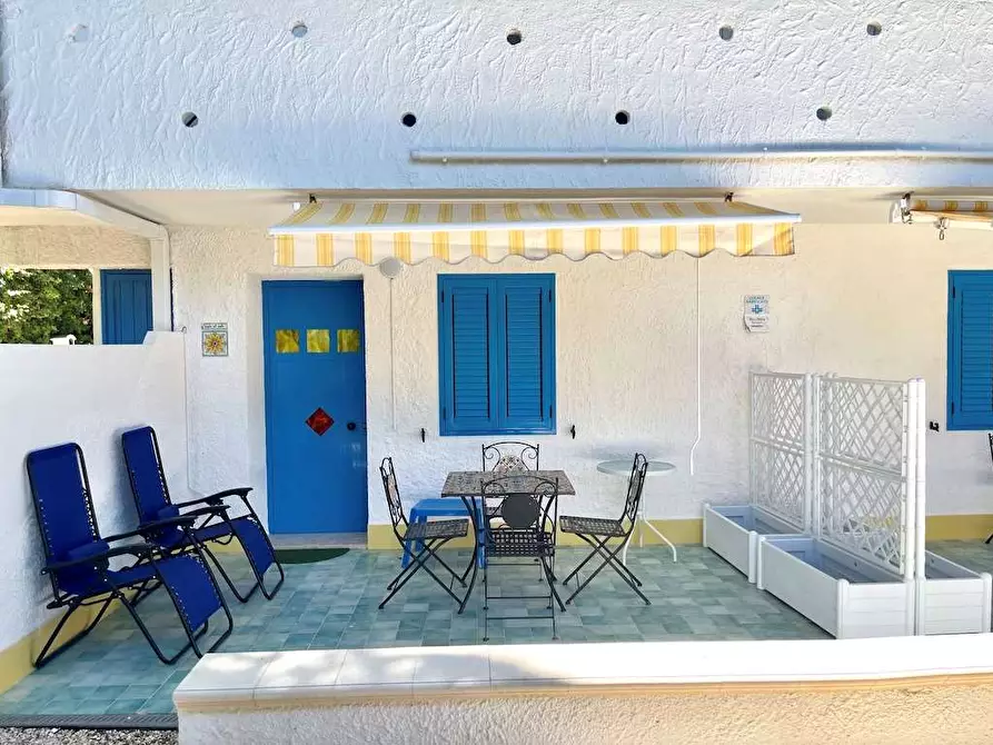 Immagine 41 di Villa in vendita  in Via Senigallia a Siracusa