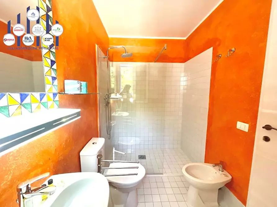 Immagine 45 di Villa in vendita  in Via Senigallia a Siracusa