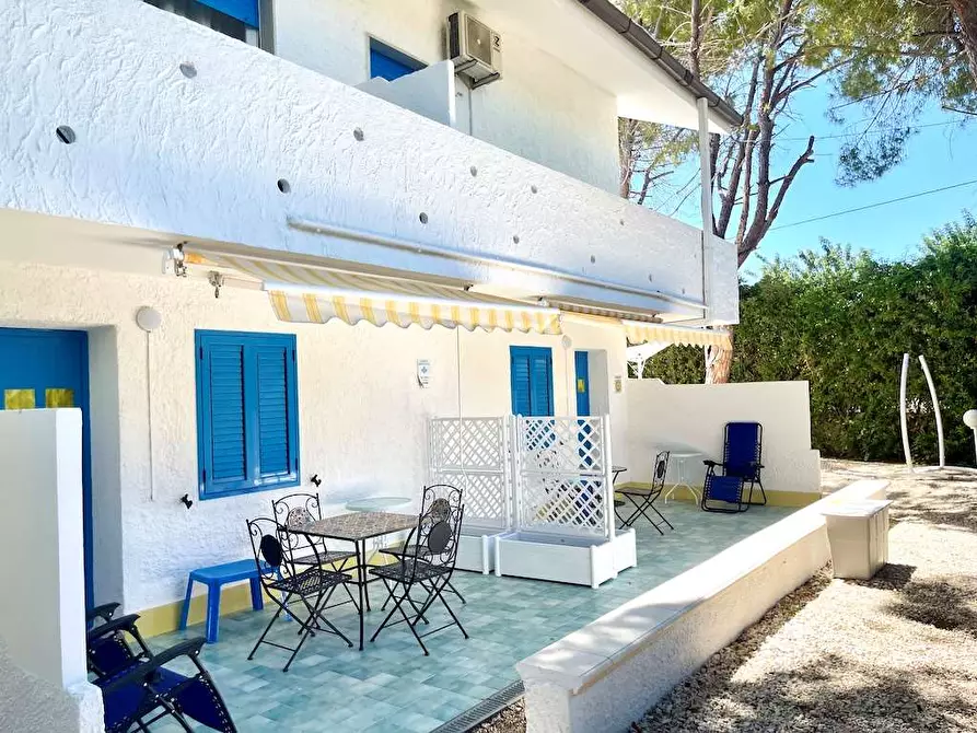 Immagine 47 di Villa in vendita  in Via Senigallia a Siracusa