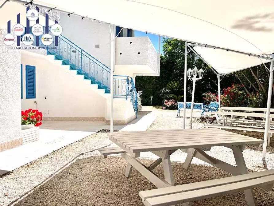 Immagine 48 di Villa in vendita  in Via Senigallia a Siracusa