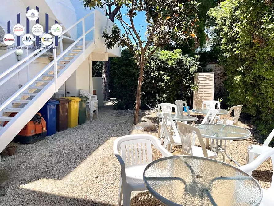 Immagine 52 di Villa in vendita  in Via Senigallia a Siracusa