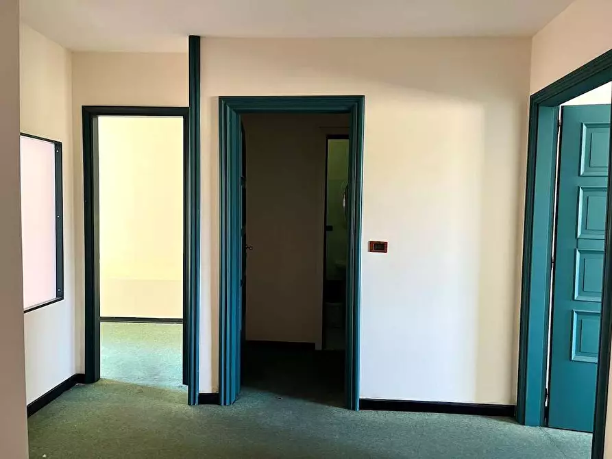 Immagine 11 di Trilocale in vendita  in Corso Gelone a Siracusa