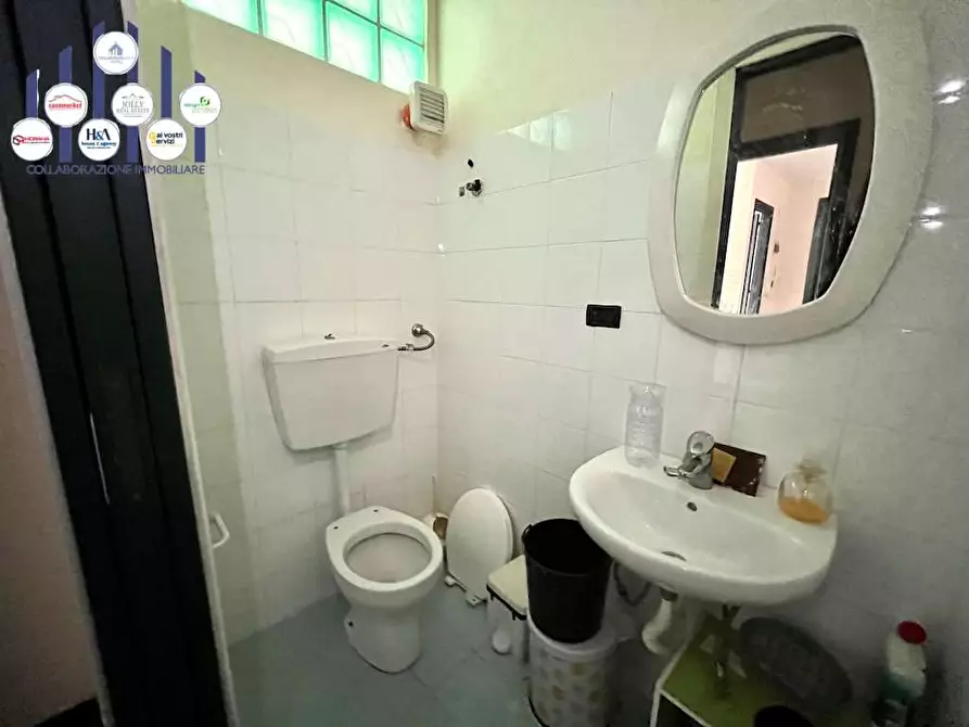 Immagine 12 di Trilocale in vendita  in Corso Gelone a Siracusa