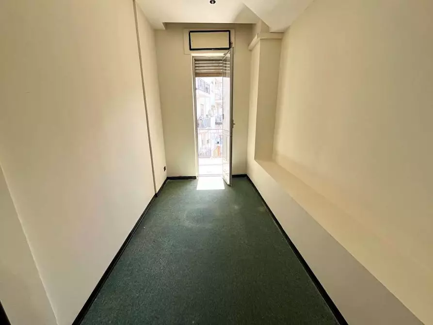 Immagine 14 di Trilocale in vendita  in Corso Gelone a Siracusa