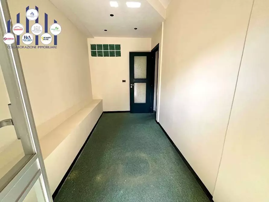 Immagine 15 di Trilocale in vendita  in Corso Gelone a Siracusa