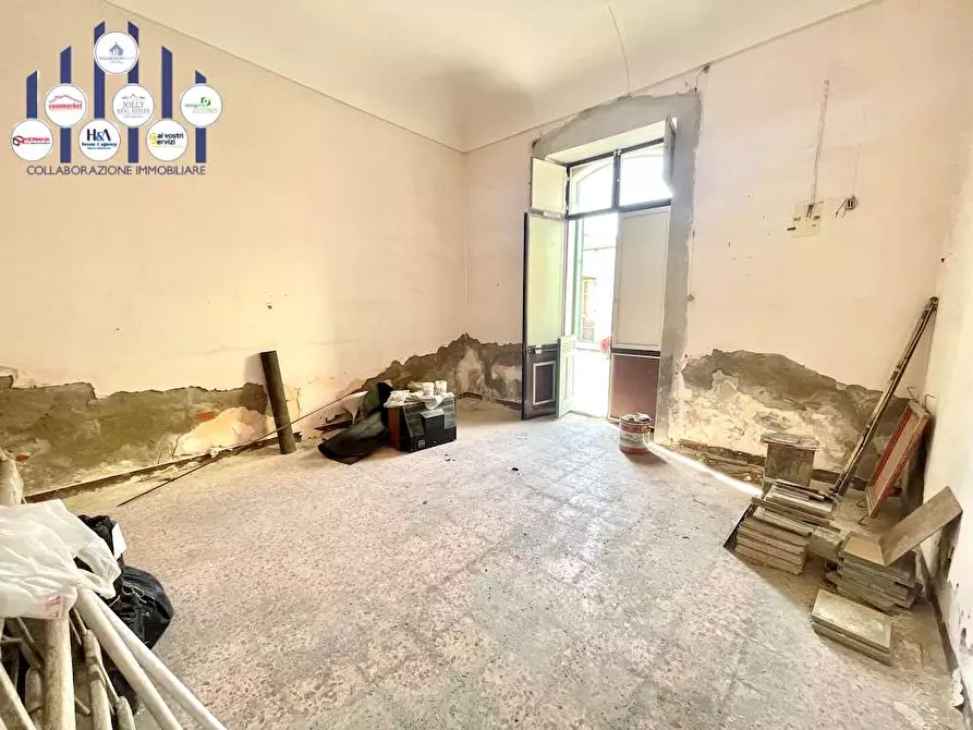 Immagine 12 di Stabile in vendita  in Via Isonzo a Siracusa