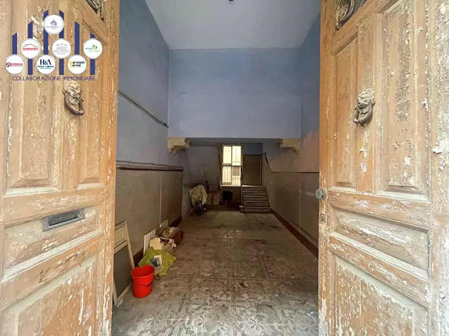 Immagine 22 di Stabile in vendita  in Via Isonzo a Siracusa