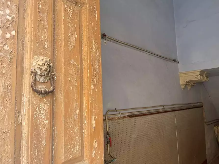 Immagine 23 di Stabile in vendita  in Via Isonzo a Siracusa