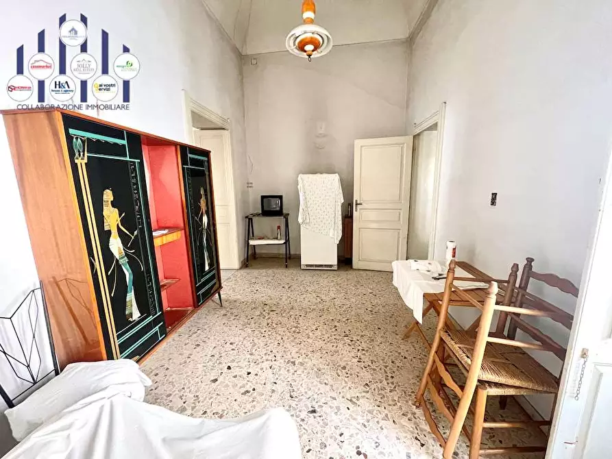 Immagine 27 di Stabile in vendita  in Via Isonzo a Siracusa