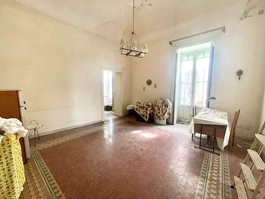 Immagine 33 di Stabile in vendita  in Via Isonzo a Siracusa