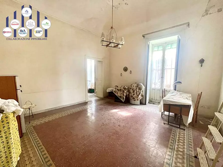 Immagine 33 di Stabile in vendita  in Via Isonzo a Siracusa