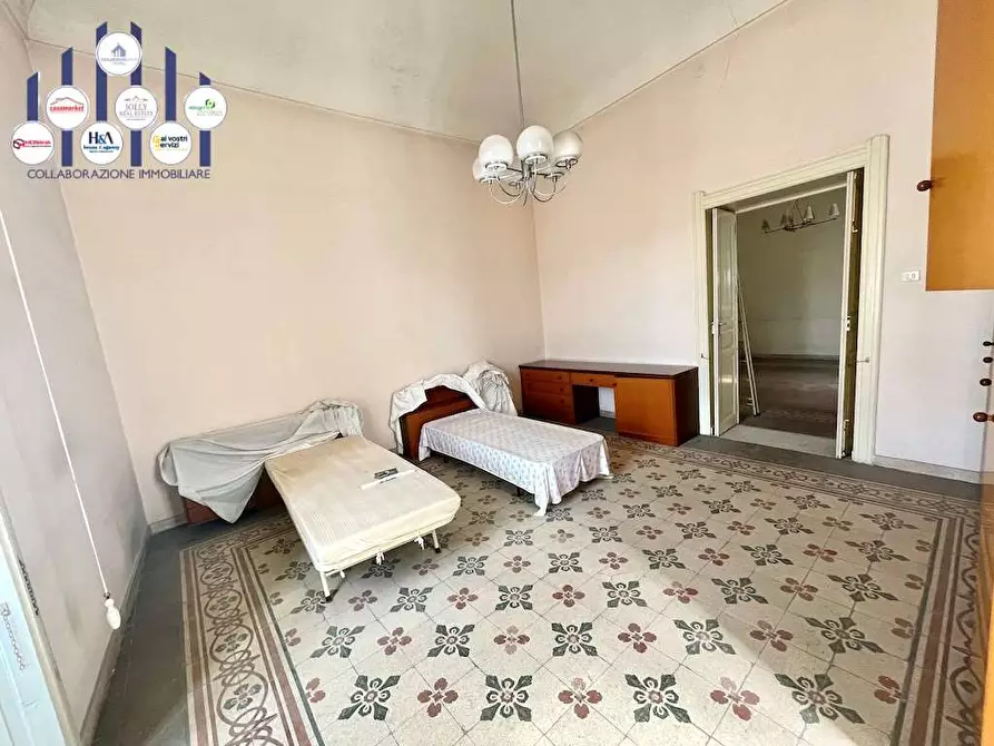 Immagine 35 di Stabile in vendita  in Via Isonzo a Siracusa