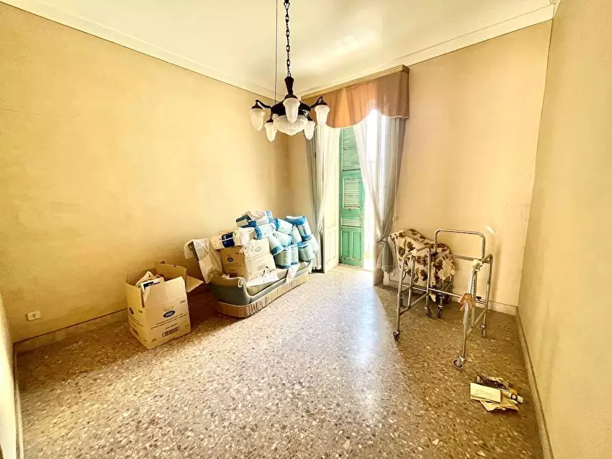 Immagine 40 di Stabile in vendita  in Via Isonzo a Siracusa