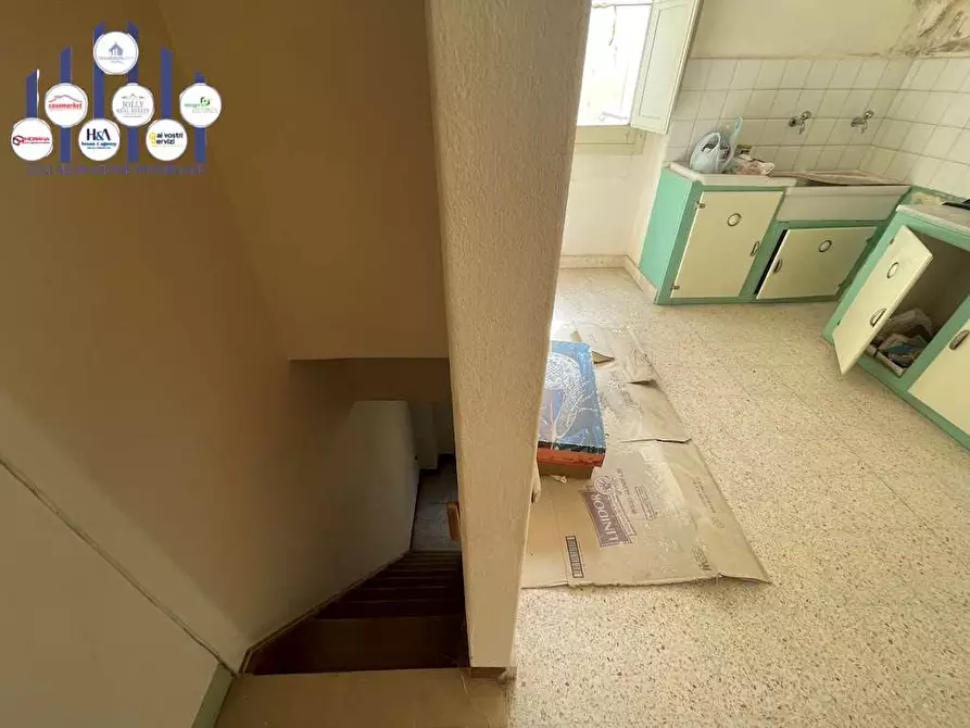Immagine 50 di Stabile in vendita  in Via Isonzo a Siracusa