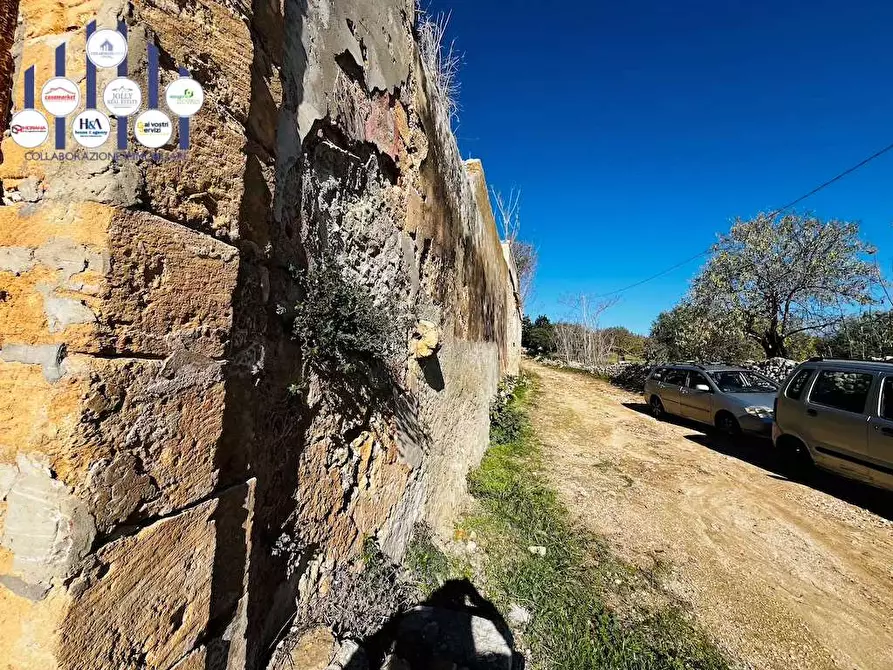 Immagine 5 di Rustico / casale in vendita  in Contrada Gioi a Noto