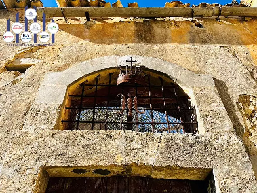 Immagine 11 di Rustico / casale in vendita  in Contrada Gioi a Noto