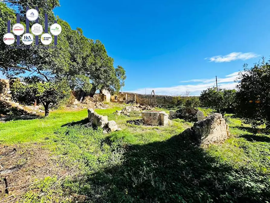 Immagine 17 di Rustico / casale in vendita  in Contrada Gioi a Noto