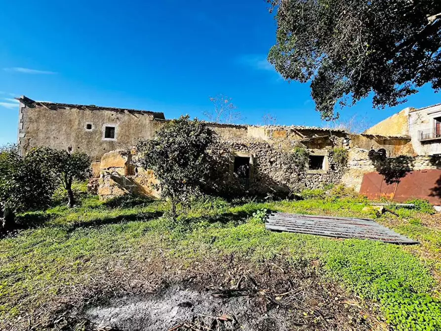Immagine 19 di Rustico / casale in vendita  in Contrada Gioi a Noto