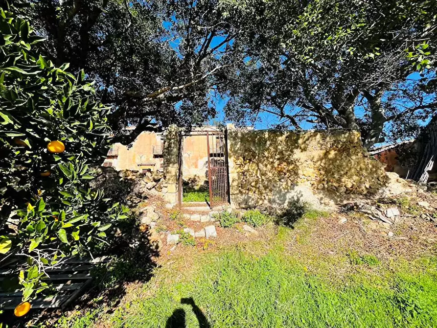 Immagine 23 di Rustico / casale in vendita  in Contrada Gioi a Noto