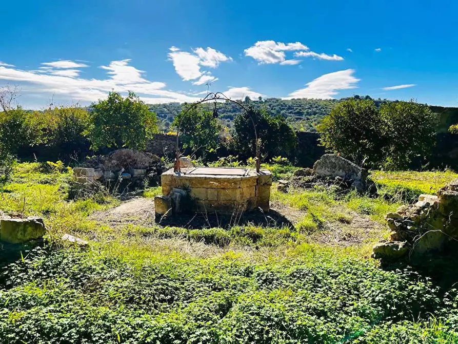 Immagine 25 di Rustico / casale in vendita  in Contrada Gioi a Noto