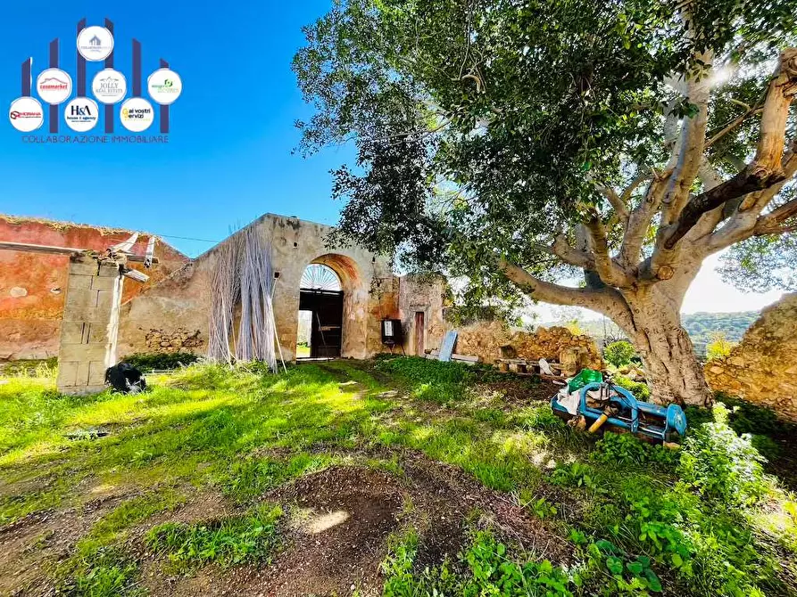 Immagine 32 di Rustico / casale in vendita  in Contrada Gioi a Noto