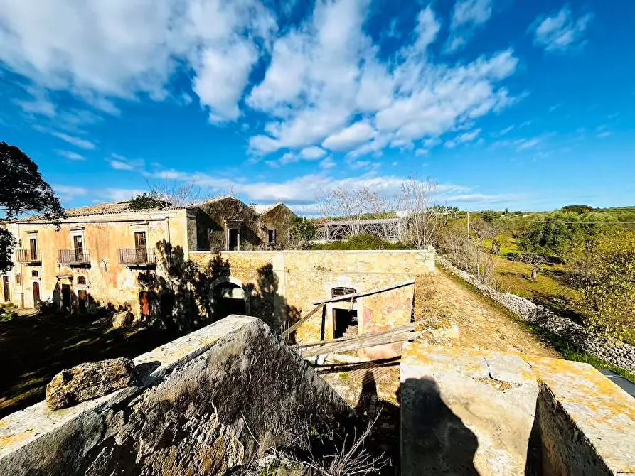 Immagine 40 di Rustico / casale in vendita  in Contrada Gioi a Noto