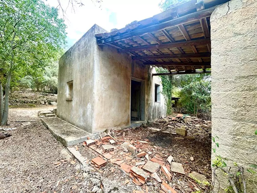 Immagine 8 di Rustico / casale in vendita  in Epipoli a Siracusa