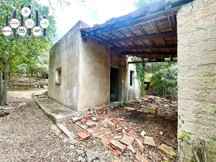 Immagine 8 di Rustico / casale in vendita  in Epipoli a Siracusa