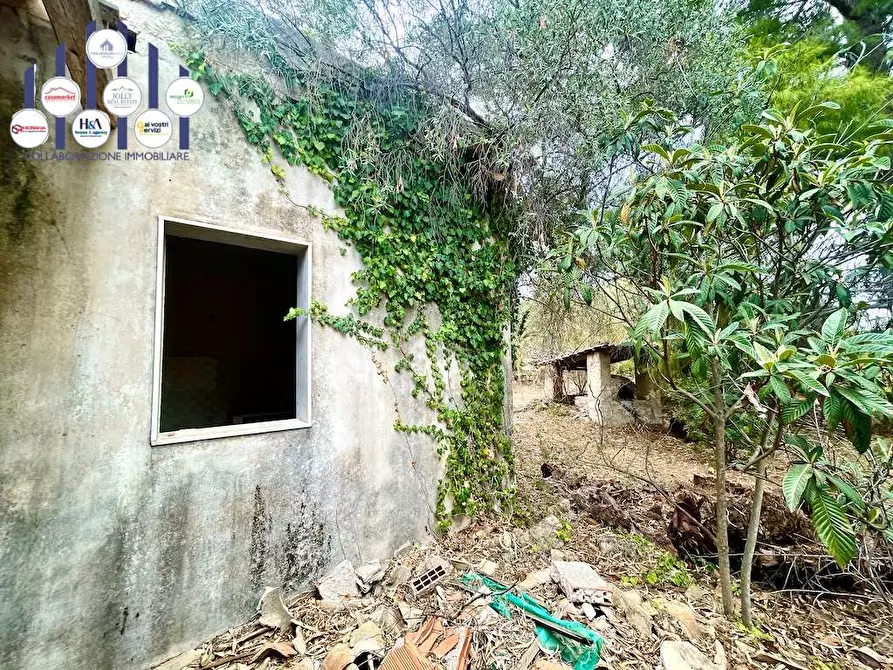 Immagine 11 di Rustico / casale in vendita  in Epipoli a Siracusa