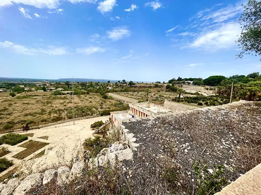 Immagine 15 di Rustico / casale in vendita  in Epipoli a Siracusa