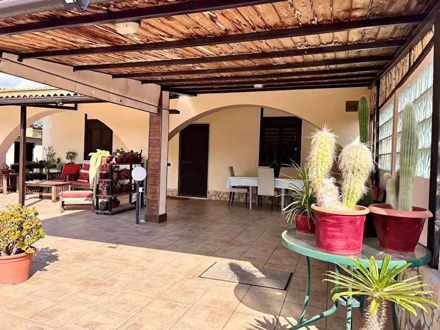 Immagine 4 di Villa in vendita  in Traversa Pozzo Nuovo a Siracusa