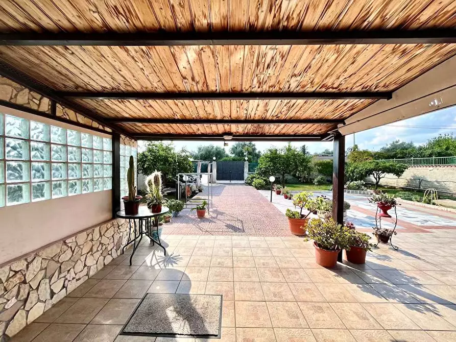 Immagine 9 di Villa in vendita  in Traversa Pozzo Nuovo a Siracusa