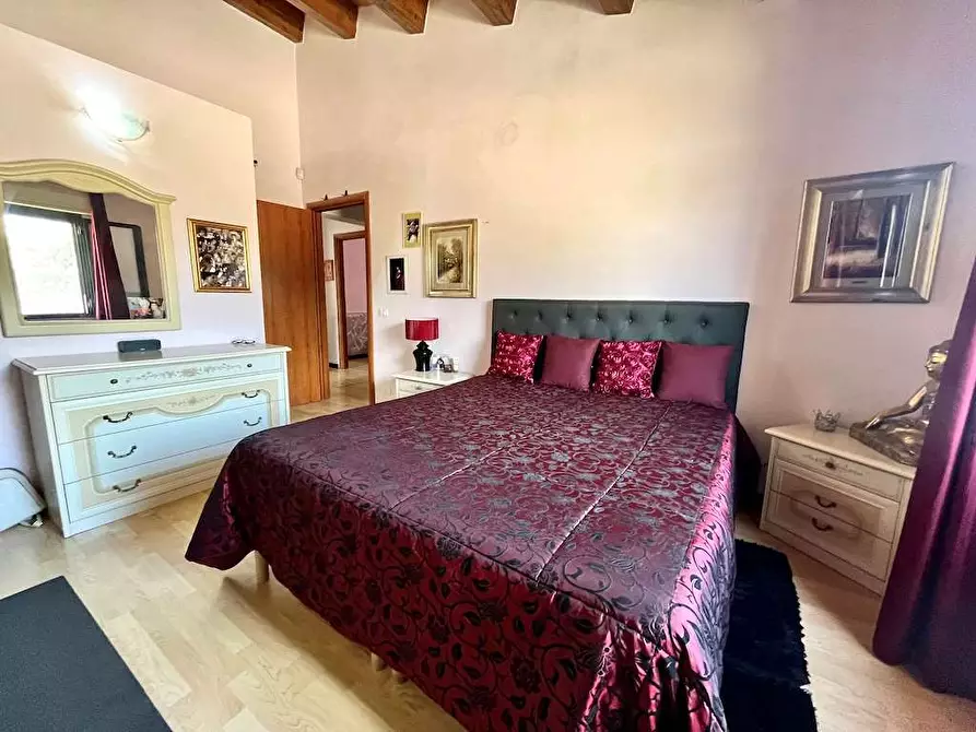 Immagine 30 di Villa in vendita  in Traversa Pozzo Nuovo a Siracusa