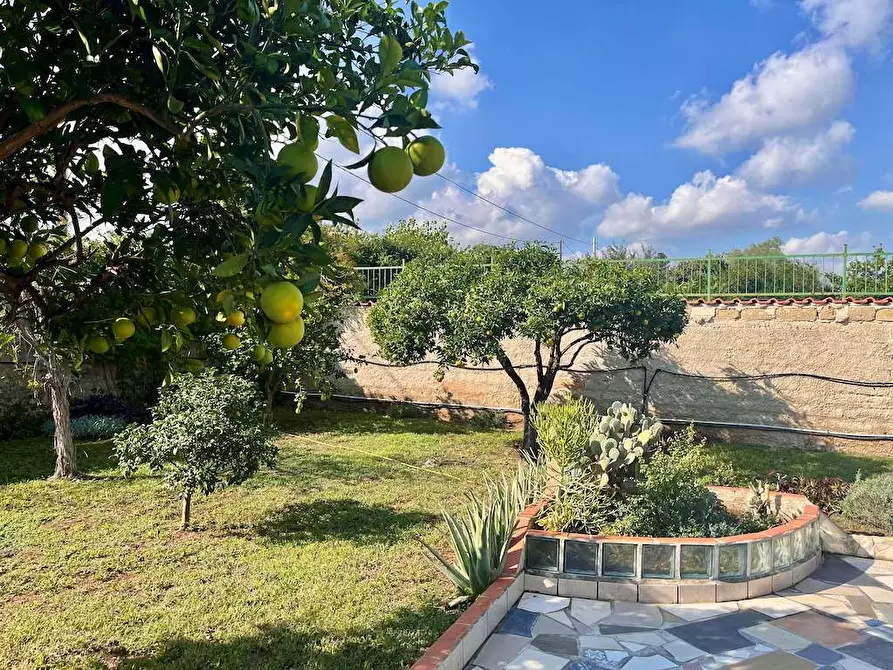 Immagine 43 di Villa in vendita  in Traversa Pozzo Nuovo a Siracusa