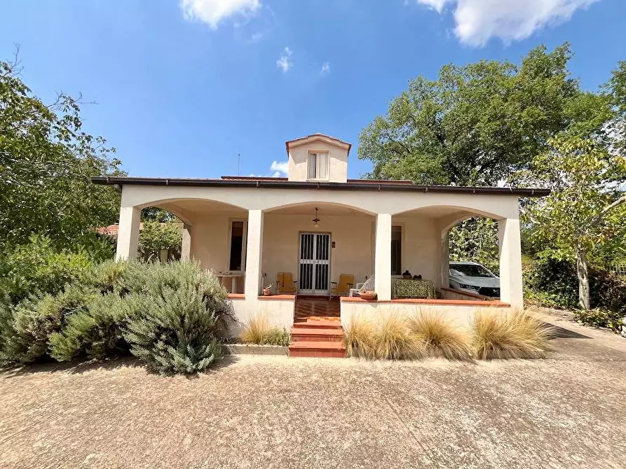 Immagine 2 di Villa in vendita  in Contrada Serravetrano a Palazzolo Acreide