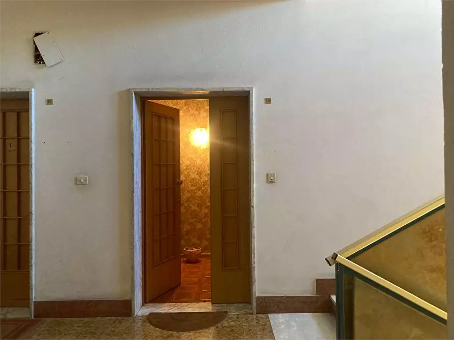 Immagine 5 di Appartamento in vendita  a Siracusa