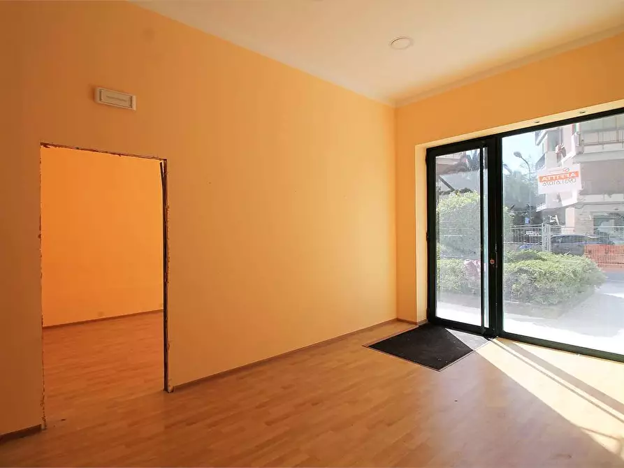 Immagine 5 di Negozio in affitto  in Via Sen. Ettore di Giovanni a Siracusa