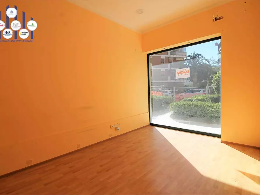 Immagine 7 di Negozio in affitto  in Via Sen. Ettore di Giovanni a Siracusa