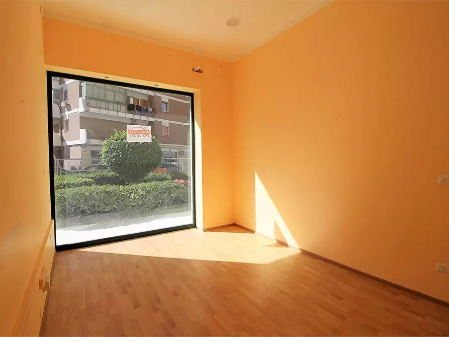 Immagine 8 di Negozio in affitto  in Via Sen. Ettore di Giovanni a Siracusa